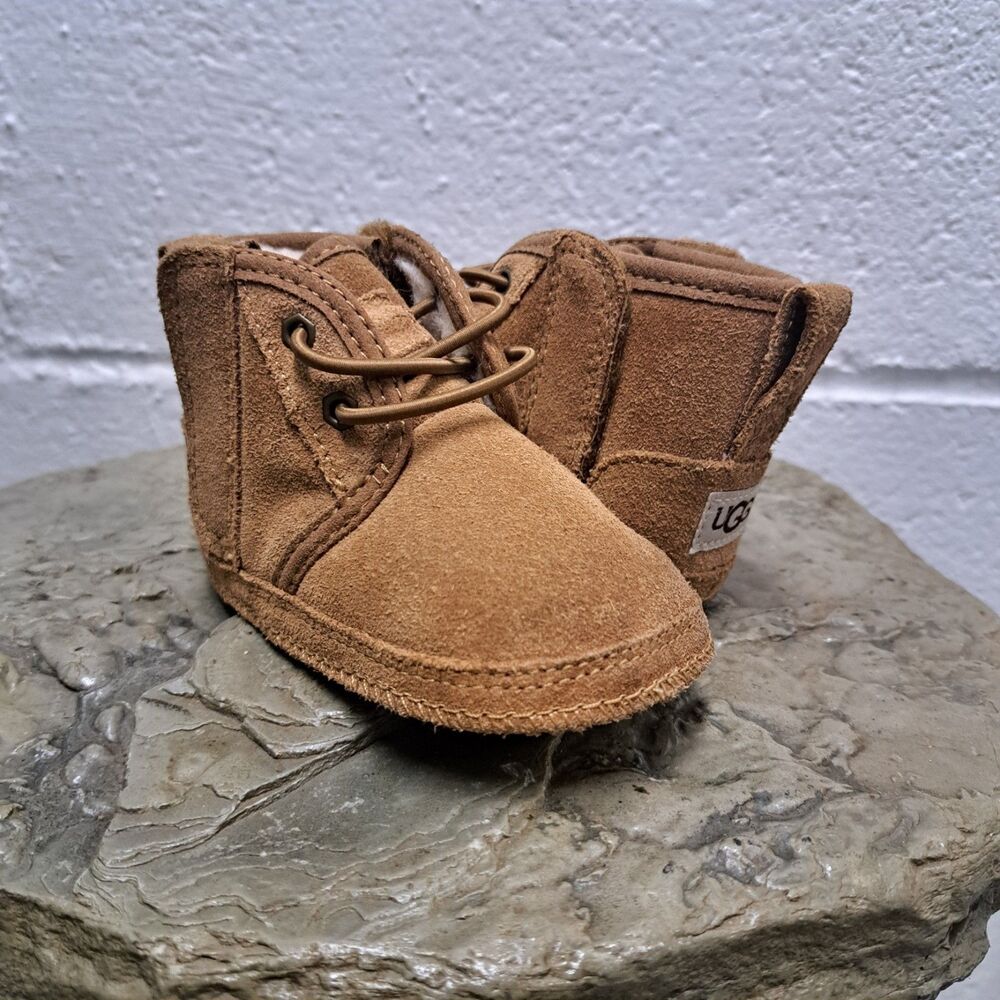 UGG Classic Ultra Mini Boots In Chestnut 10105003 Infant/ Toddler Size 2/3